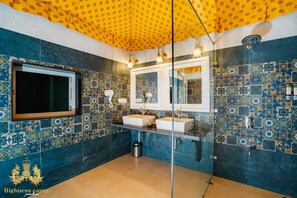 The Highness Signature Suites with Plunge Pool | Bathroom | Bathrobes, slippers, soap - Highness Desert Camp (Jaisalmer)