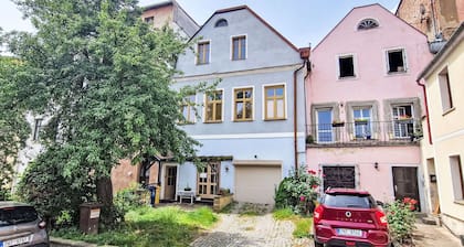 Lovely apartment for 4 people with WIFI, TV and parking