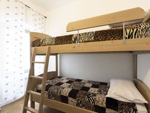 2 bedrooms, free WiFi