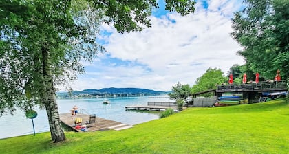 Gemütliche Wohnung für 6 Personen mit W-LAN, TV, Balkon und Parkplatz
