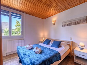 4 soverom, strykejern/-brett og wi-fi (inkludert)