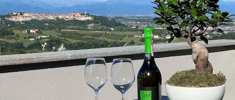 Sky, Bottle, Drinkware, Tableware, Green, Azure, Blue, Plant, Mountain