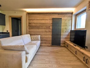 TV - Lovely apartment for 4 people with WIFI, TV and pets allowed (Bormio)