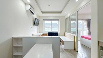 Comfort-Apartment, 1 Schlafzimmer | 1 Schlafzimmer, Schreibtisch, laptopgeeigneter Arbeitsplatz