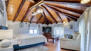 2 bedrooms, free WiFi - Stunning  villa for 4 guests with A/C, WIFI, TV and pets allowed (Opatija)