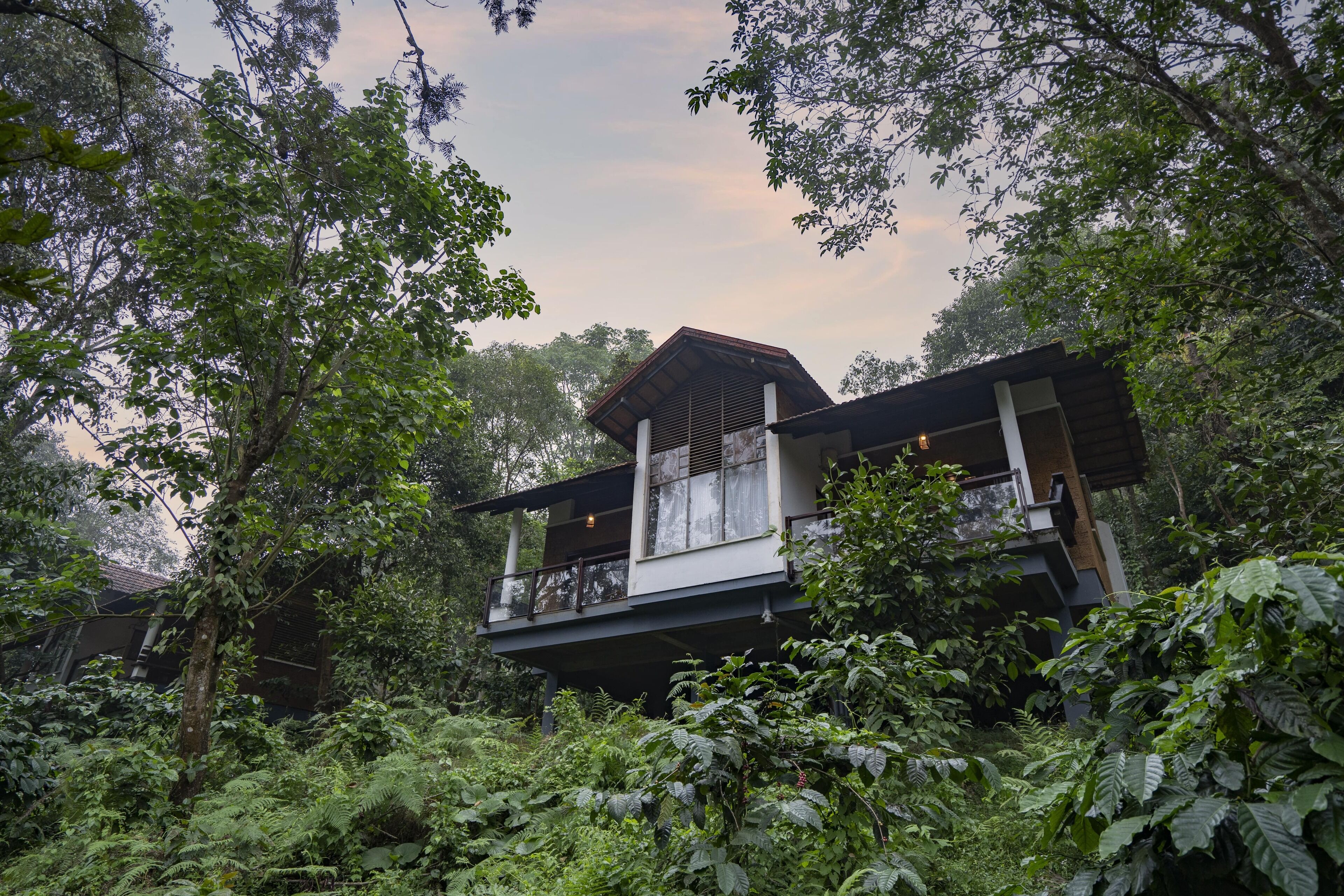 Superior Suite, Balcony, Garden View | Desk, laptop workspace, iron/ironing board, free WiFi