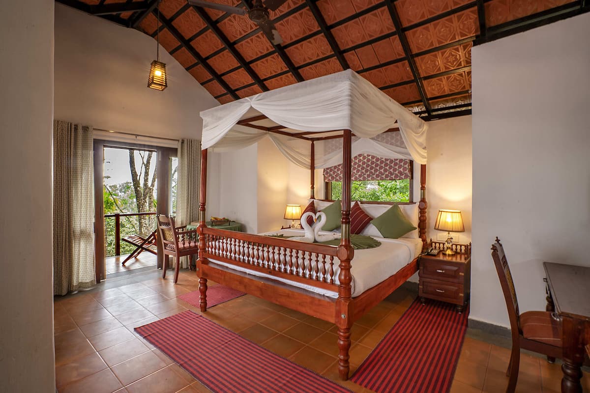 Deluxe Double Room, Balcony, Garden View | Desk, laptop workspace, iron/ironing board, WiFi (free)