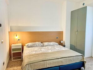 1 sovrum, resesäng och gratis wi-fi