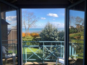 Interior - Wonderful private villa for 13 people with WIFI, TV and terrace (Cancale)