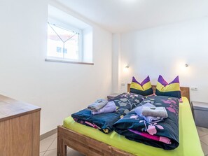 2 bedrooms, free WiFi