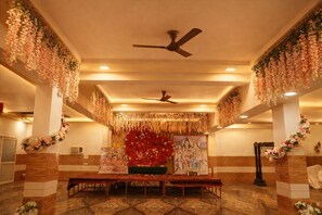 Banquet hall - Hotel Midway Taj (Agra)