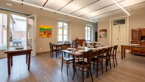 Unclassified image, 5 of 49, button - Beautiful private villa with private pool, A/C, hot tub, WIFI, TV, terrace and panoramic view (Cossombrato)