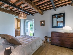 4 Schlafzimmer, Reisekinderbett, kostenloses WLAN