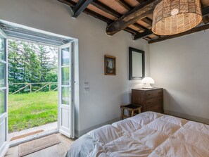 4 slaapkamers, reisbedje, gratis wifi