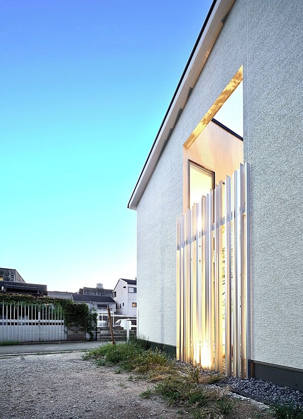 Exterior - 时光驿站/难波心斋桥天王寺商圈内/著名日本建筑设计师打造日式町屋双层独栋/地铁站步行1分钟/机场直达 (大阪)