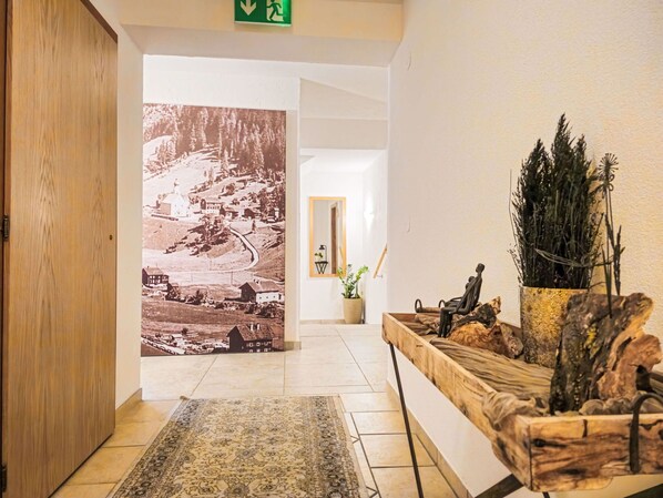 Interior - Beautiful apartment for 6 guests with WIFI, TV, terrace and pets allowed (See)