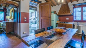 Unclassified image, 2 of 49, button - Lovely apartment for 6 guests with WIFI, pool, A/C, TV, patio, pets allowed and panoramic view (Gaiole In Chianti)