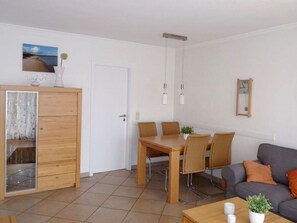 House | Dining