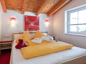 2 Schlafzimmer, Reisekinderbett, kostenloses WLAN