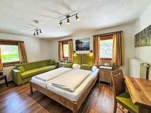 2 bedrooms, free WiFi