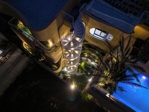 室外游泳池