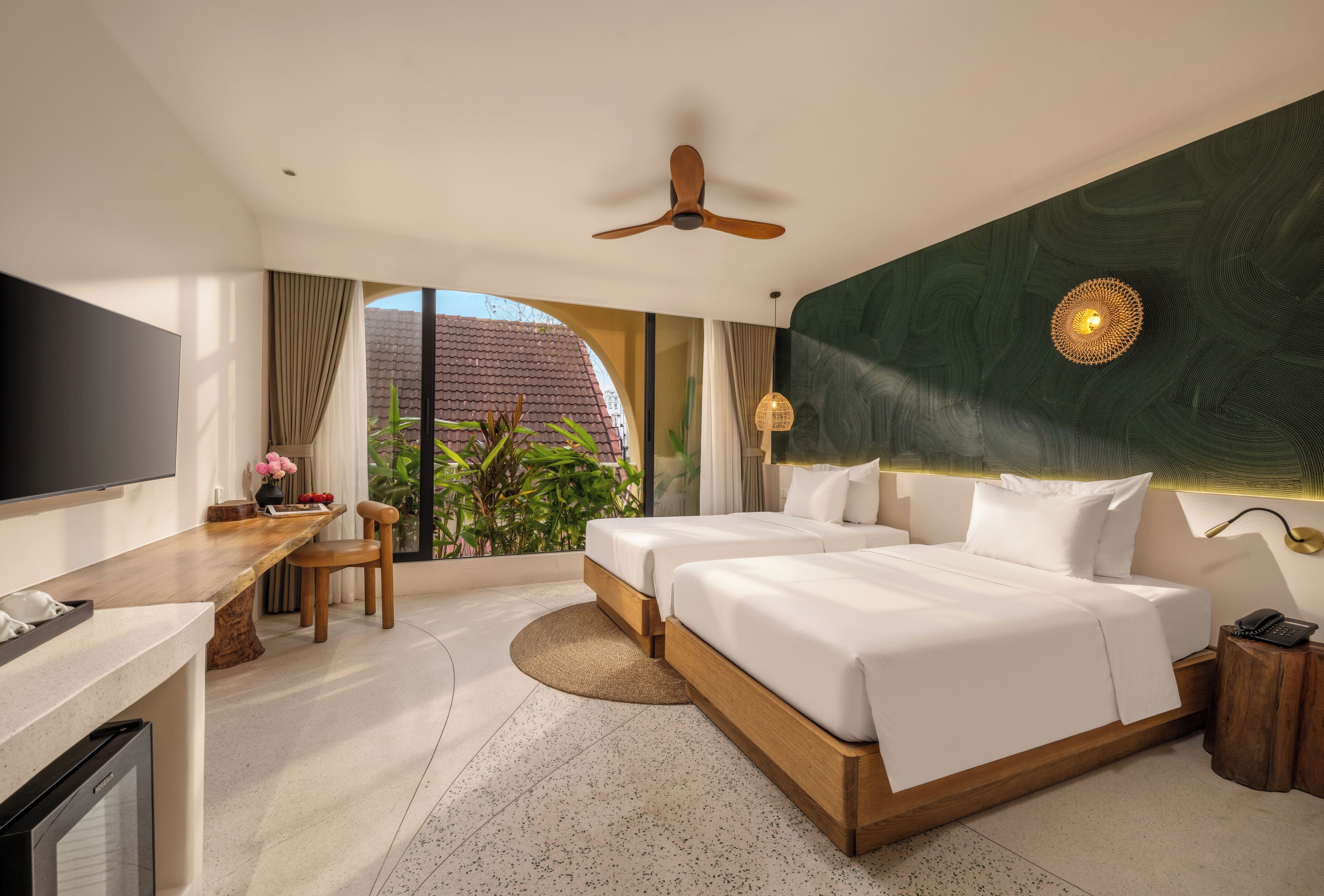 Deluxe kamer, 1 twee- of 2 eenpersoonsbedden | Luxe beddengoed, een minibar, individueel gedecoreerd