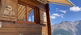 Beautiful apartment for 6 guests with WIFI, TV, balcony and pets allowed