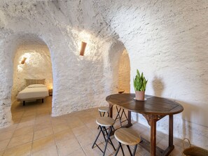 Dining - Wonderful private villa for 4 guests with WIFI, TV and terrace (Terque)