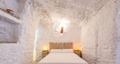 Stunning private villa for 4 guests with WIFI, TV and terrace