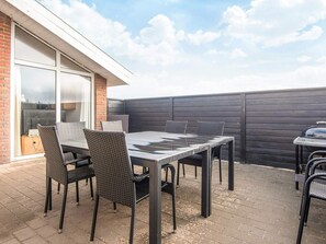 House | Dining