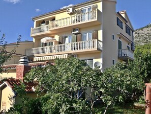 Apartment | Exterior