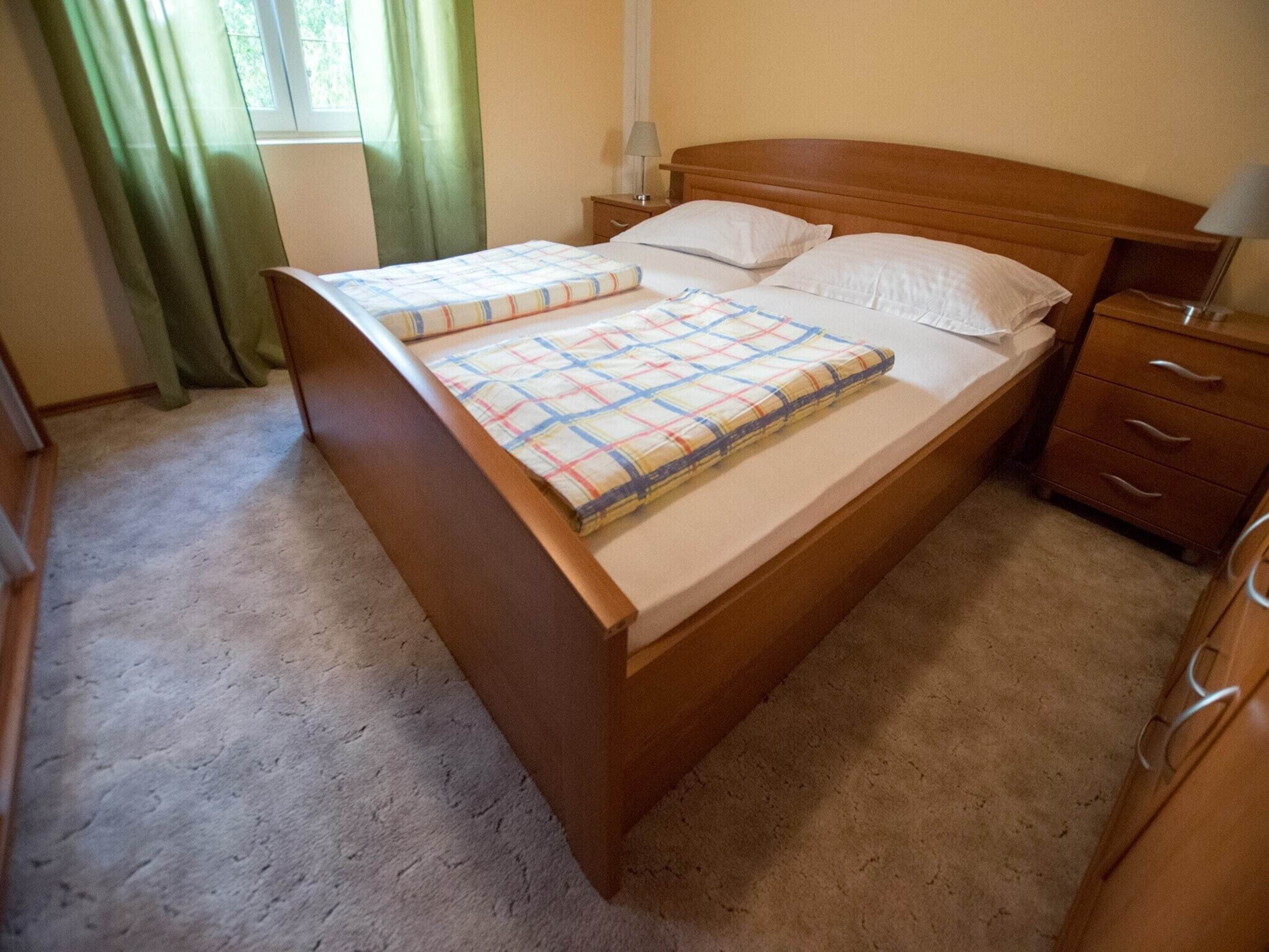 Apartment | 3 bedrooms, individually furnished