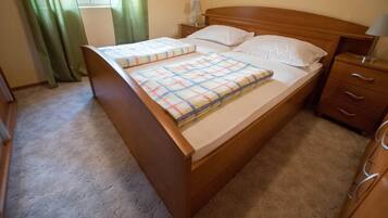 Apartment | 3 bedrooms, individually furnished