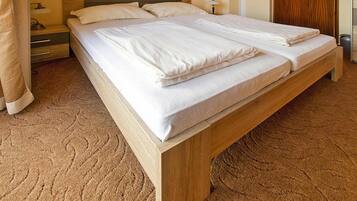 Apartment | 3 bedrooms, individually furnished