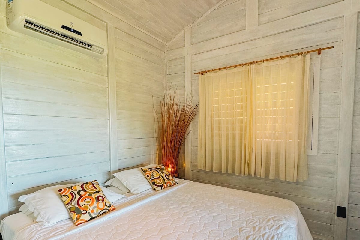 Classic Double Room, Partial Sea View | 1 bedroom, minibar, in-room safe, free WiFi
