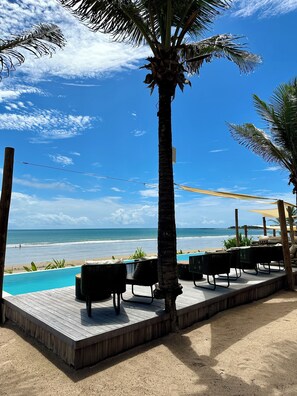 3 piscinas al aire libre