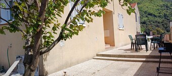 House 16 kilometers from Propriano