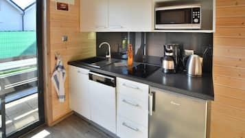 House | Private kitchen | Electric kettle, toaster, highchair