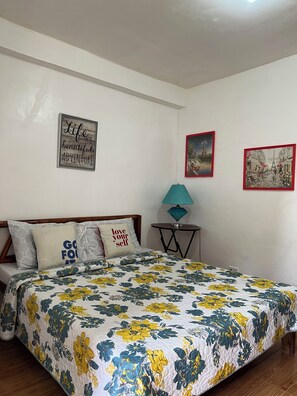 Basic Double Room | Bed sheets