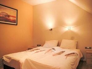 2 habitaciones, cuna de viaje, wifi gratis y ropa de cama 