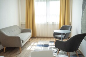 Quadruple Room, Private Bathroom | Desk, laptop workspace, free WiFi - Hotel Parkview (Rumburk)