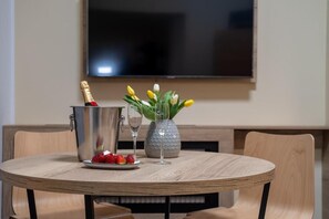 Suite Supérieure | Literie hypoallergénique, matelas Select Comfort, minibar
