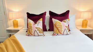 4 slaapkamers, een strijkplank/strijkijzer, wifi, beddengoed