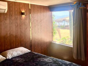 Desk, laptop workspace, WiFi - Blue Beach Camp (Nuweiba)