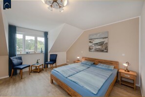 2 bedrooms, desk, iron/ironing board, free WiFi - Komfortables Ferienhaus Usedom Idyll (Ostseebad Kölpinsee)
