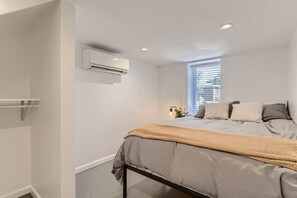 3 soverom, skrivebord, strykejern/-brett og wi-fi