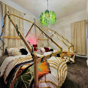 1 bedroom, free WiFi, bed sheets