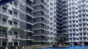 Unclassified image, 5 of 28, button - MOA Staycation 10mins to Airport. 10mins walk to iconic Mall of Asia. (Pasay)