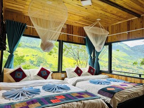 Deluxe-Ferienhütte, 2 Doppelbetten | Verdunkelungsvorhänge