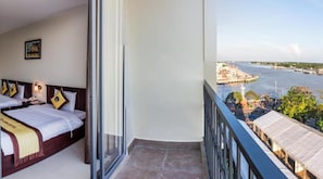 Senior Triple Room | Terrace/patio